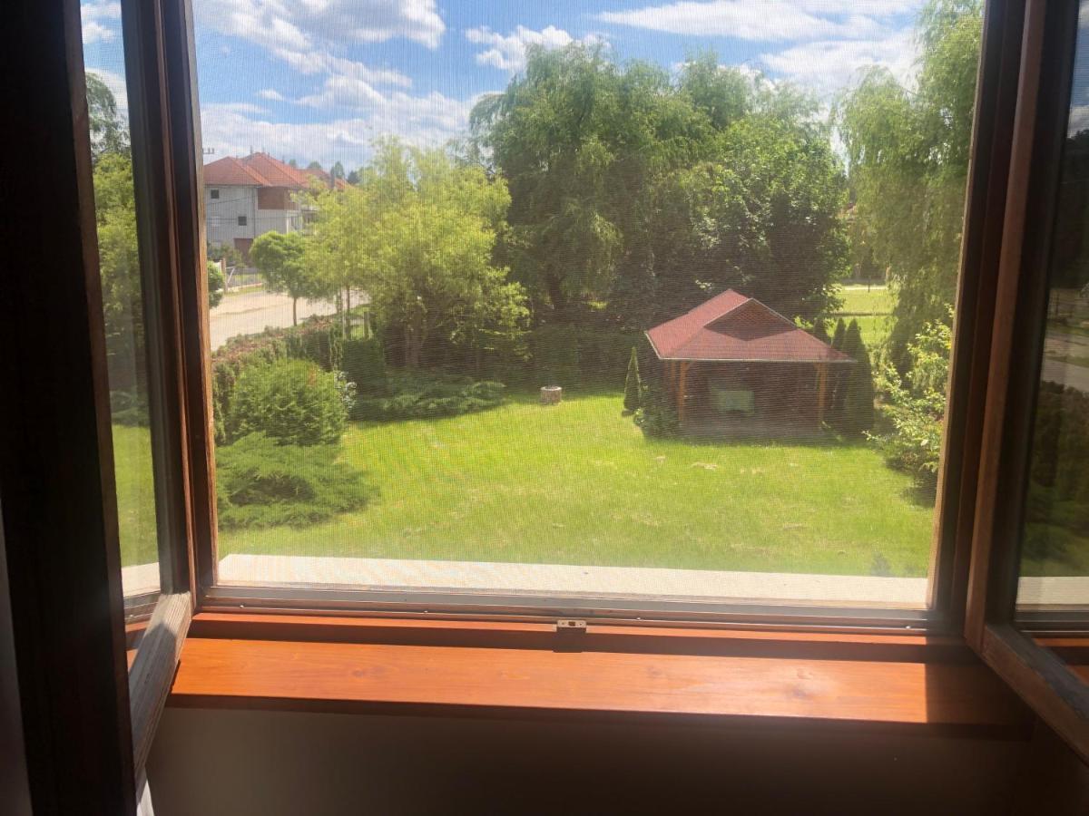 Zalakarosi Égerfa Nyaralóház Földszinti és Emeleti Apartman Exterior foto